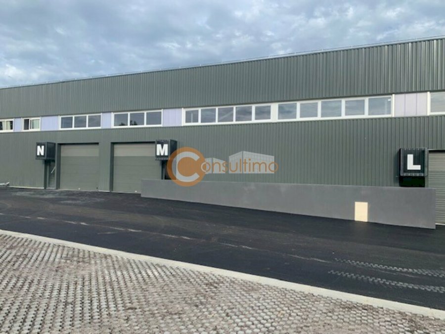 Local d'activité à louer 417 m² - Beychac-et-Caillau