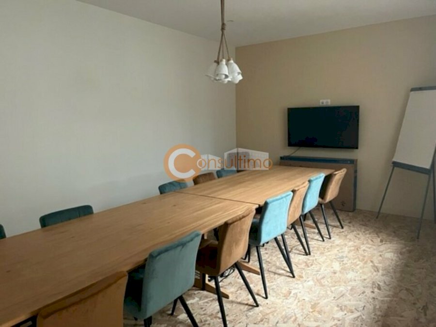 Local d'activité à louer 417 m² - Beychac-et-Caillau