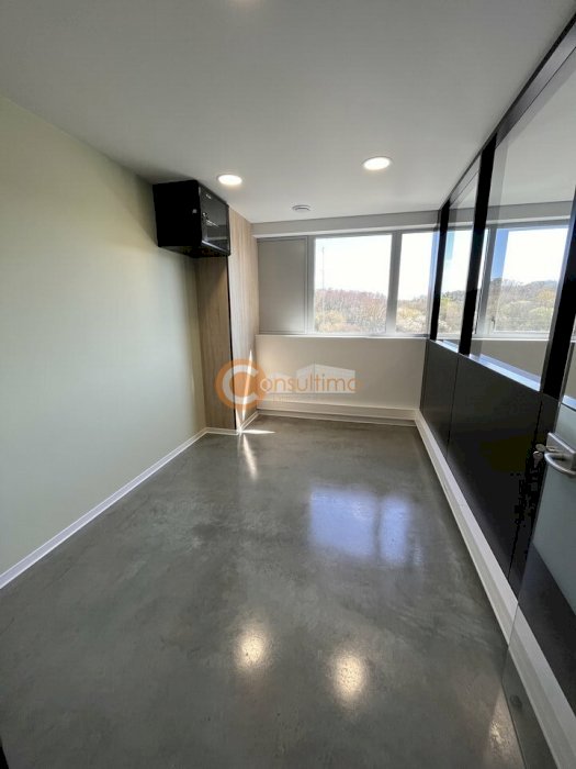 Bureau à louer 25 m² - Carbon-Blanc