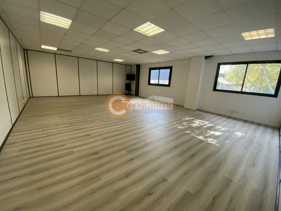 Bureau à louer 100 m² - Bordeaux