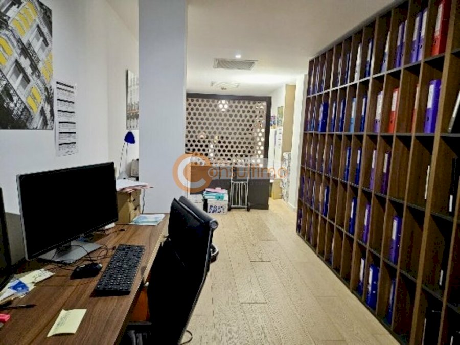 Bureau à louer 290 m² - Bordeaux
