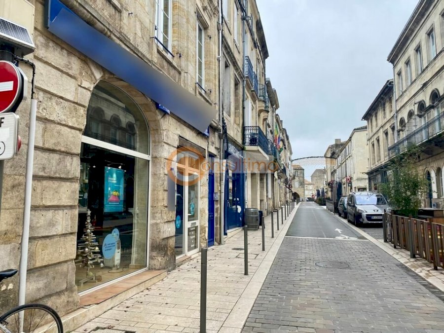 Local commercial à louer 125 m² - Libourne
