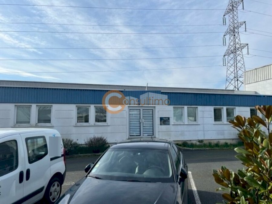 Local d'activité à louer 800 m² - Bordeaux