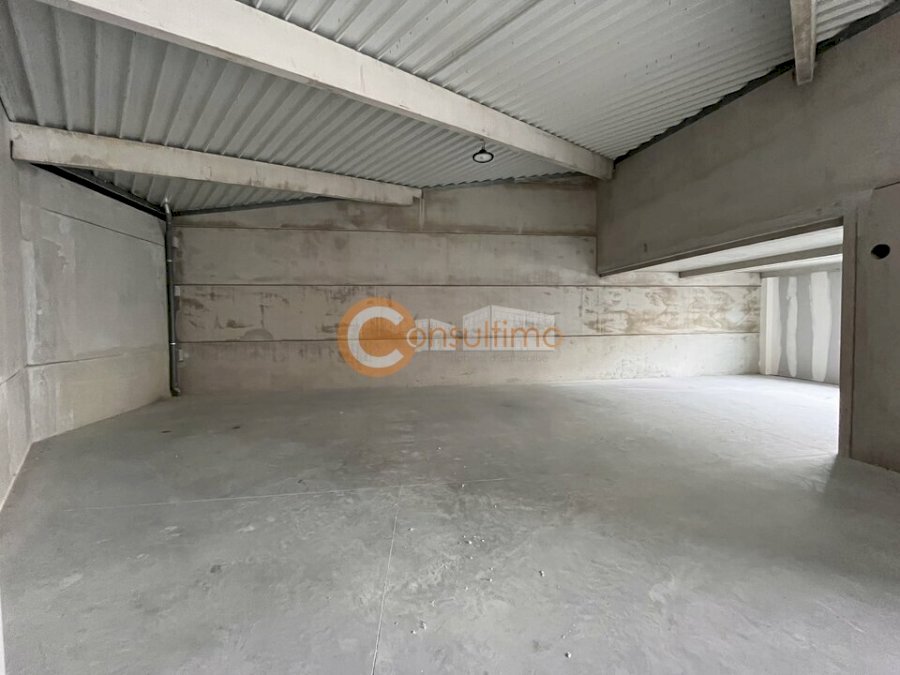 Local d'activité à acheter 187 m² - Mios