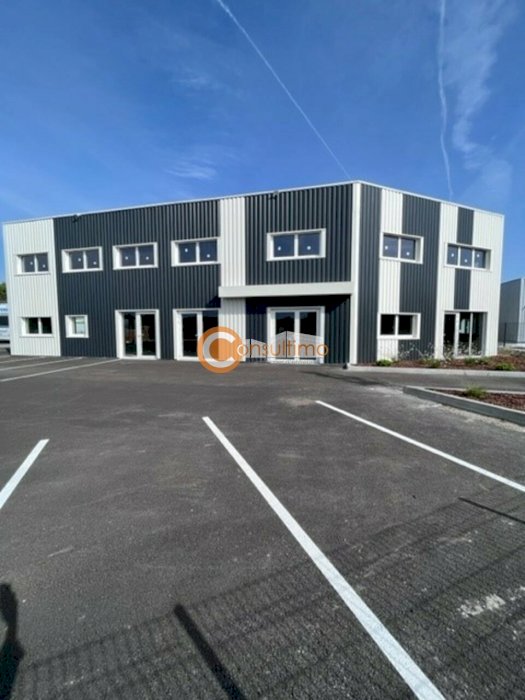 Bureau à louer 60 m² - Mios