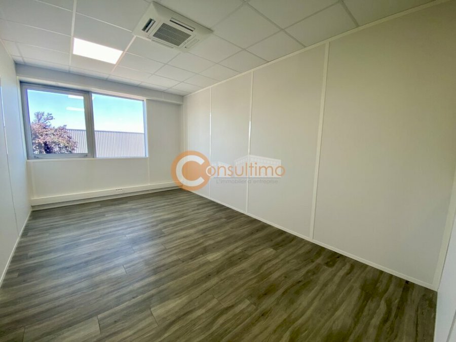Bureau à louer 142 m² - Artigues-près-Bordeaux