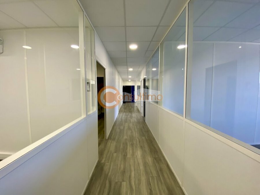 Bureau à louer 142 m² - Artigues-près-Bordeaux