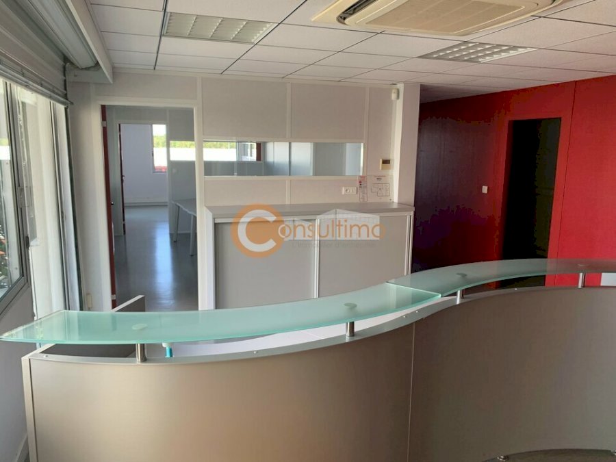 Bureau à louer 228 m² - Latresne