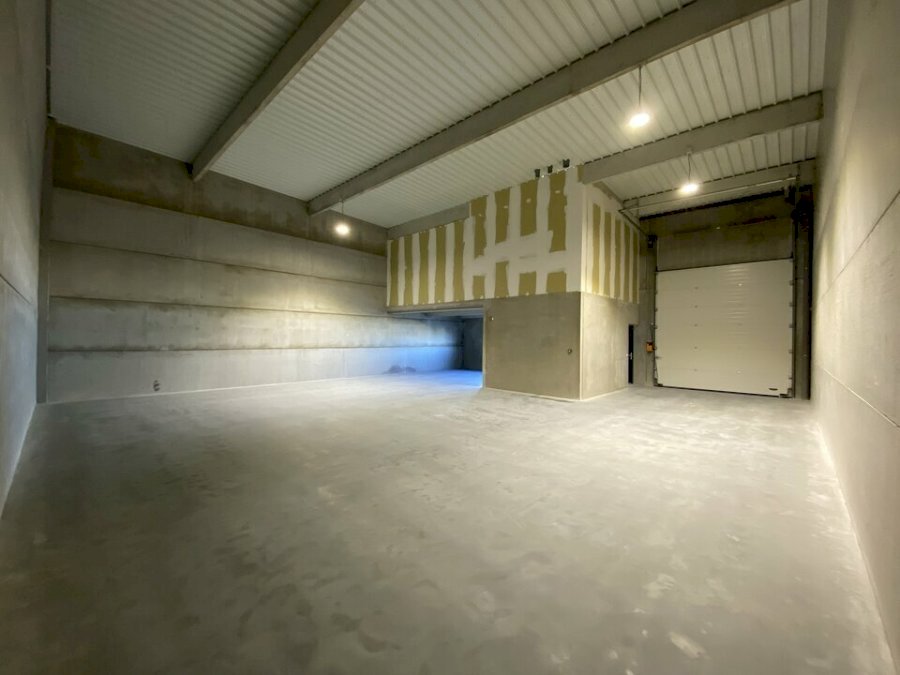 Local d'activité à louer 225 m² - Mios