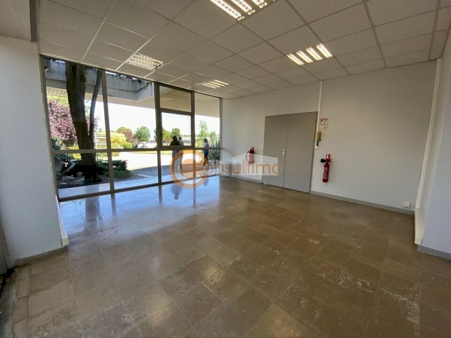 Bureau à louer 44 m² - Artigues-près-Bordeaux