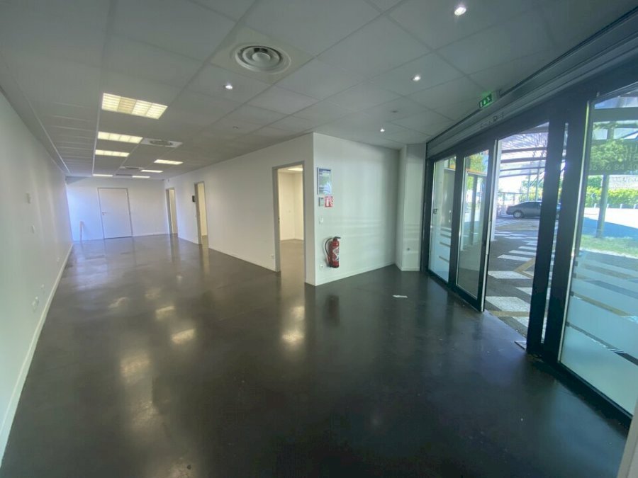 Local commercial à louer 127 m² - Libourne