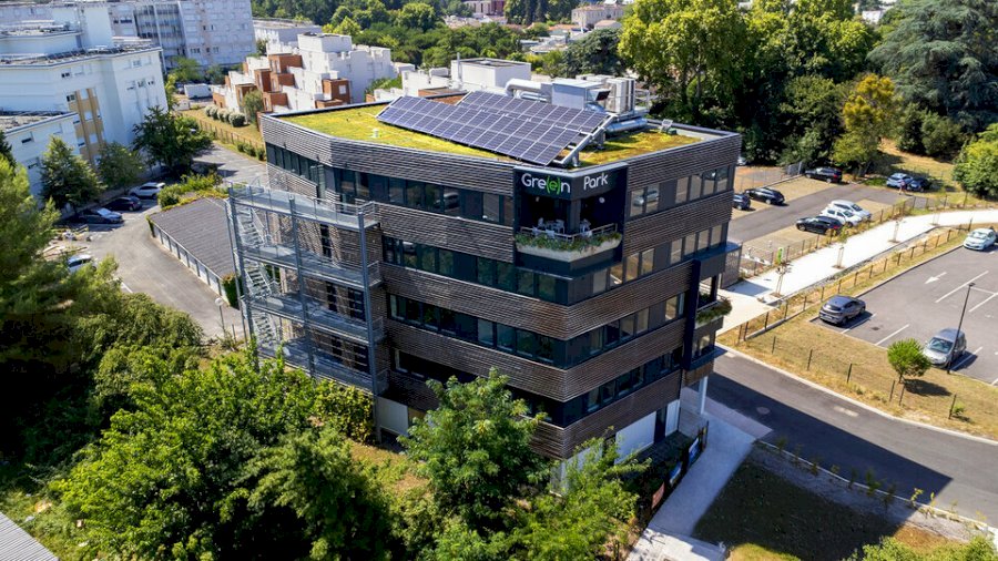 Bureau à acheter 53 m² - Talence