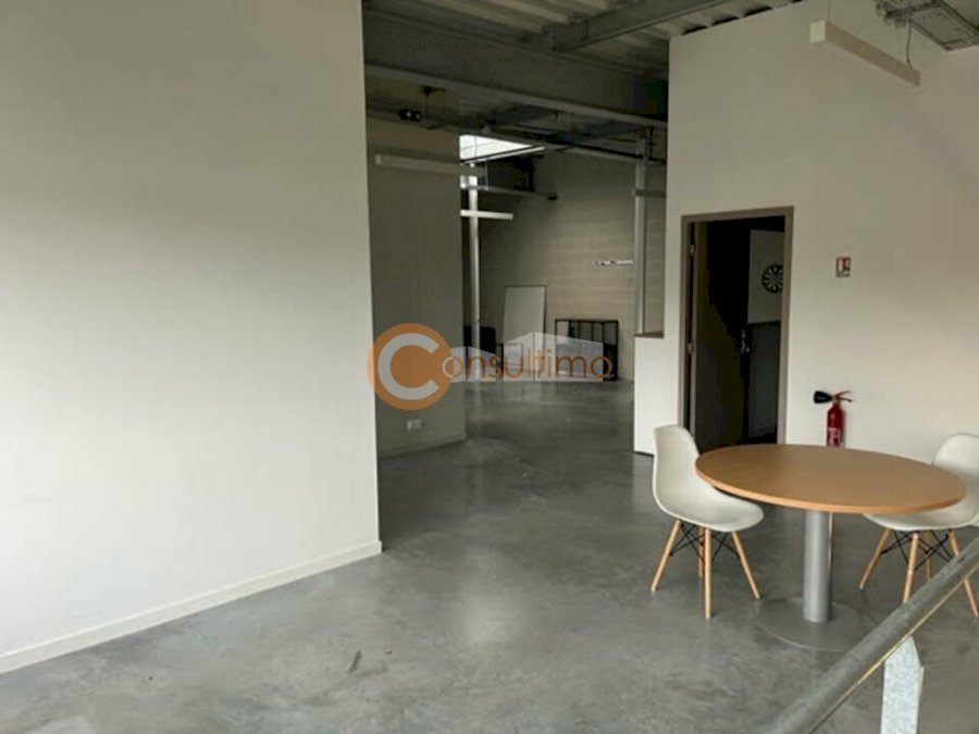 Local d'activité à louer 300 m² - Gradignan