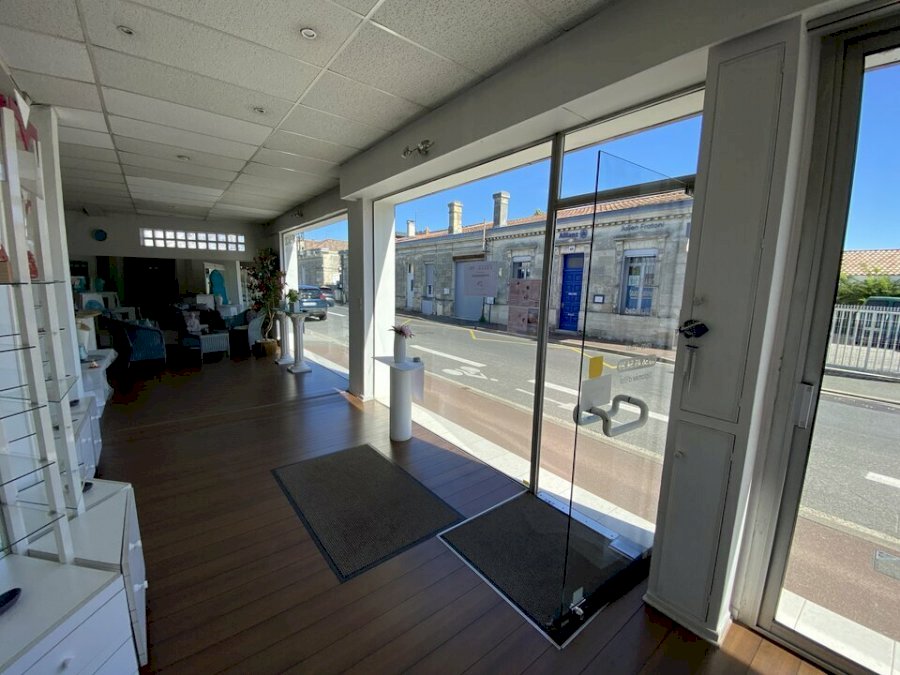 Local commercial à acheter 150 m² - Pessac