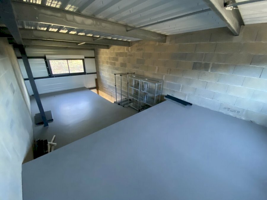 Local d'activité à louer 71 m² - Audenge
