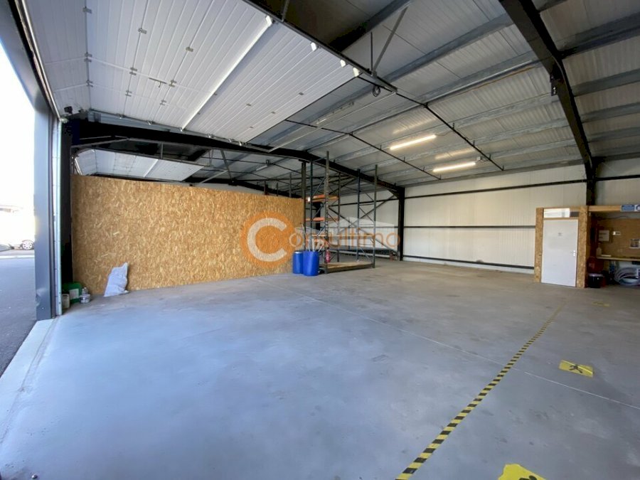 Local d'activité à louer 300 m² - Mios Local d'activité à louer 300 m² - Mios