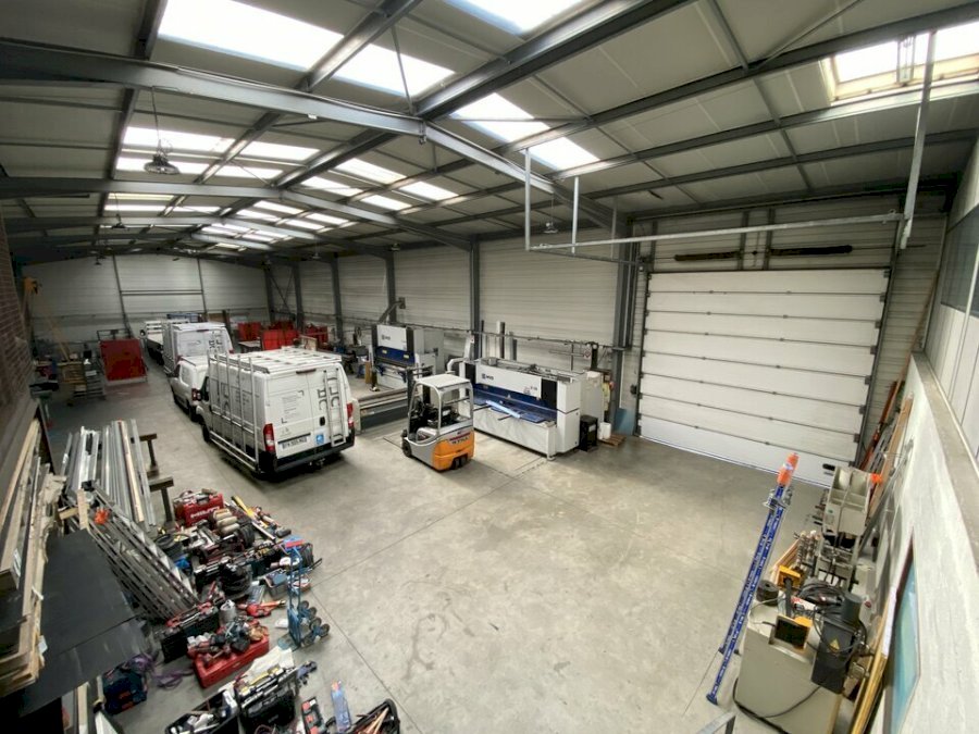 Local d'activité à acheter 860 m² - Mios Local d'activité à acheter 860 m² - Mios