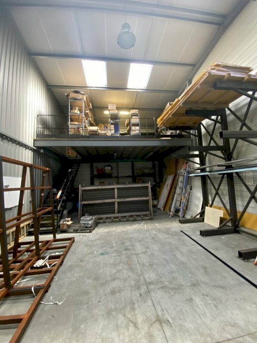 Local d'activité à acheter 860 m² - Mios Local d'activité à acheter 860 m² - Mios