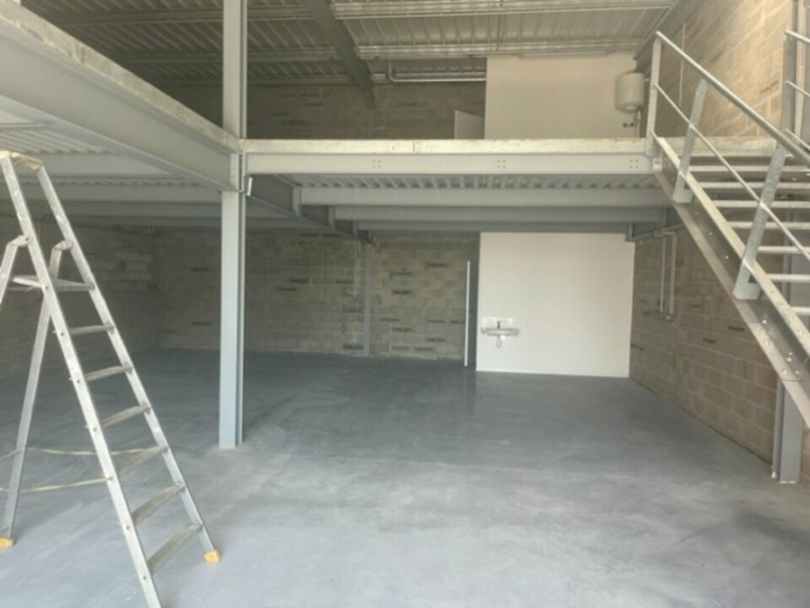 Local d'activité à acheter 258 m² - Carbon-Blanc