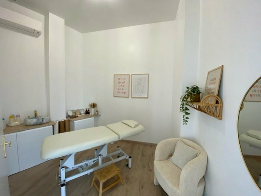 Local commercial à louer 78 m² - Carbon-Blanc