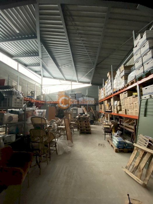 Entrepôt à acheter 1250 m² - Floirac