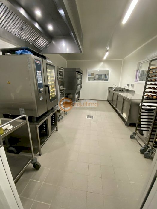 Entrepôt à acheter 1250 m² - Floirac