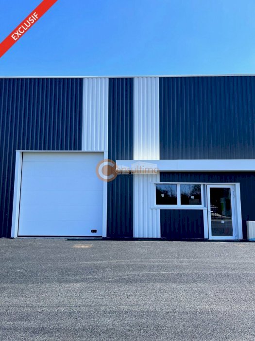 Local d'activité à louer 342 m² - Mios