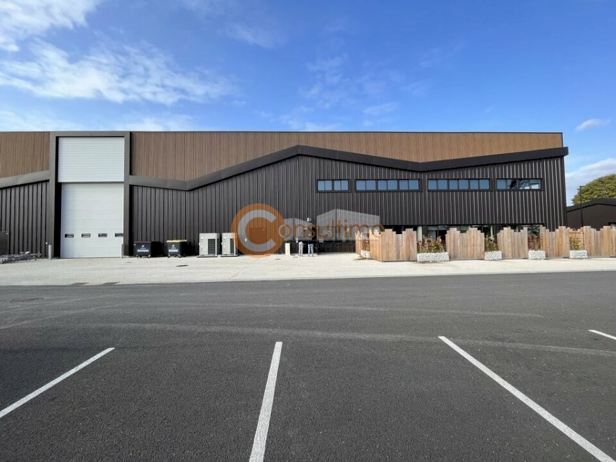 Local d'activité à louer 1550 m² - La Teste-de-Buch