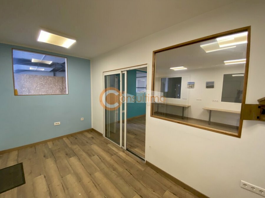 Local d'activité à louer 300 m² - Mios