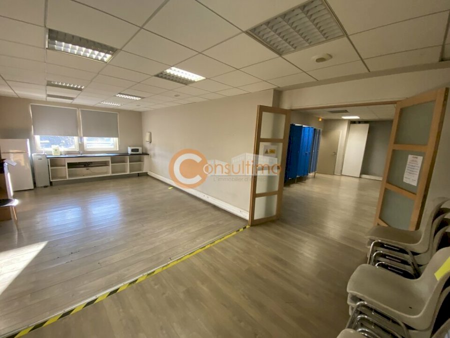 Entrepôt à acheter 3150 m² - Castelculier