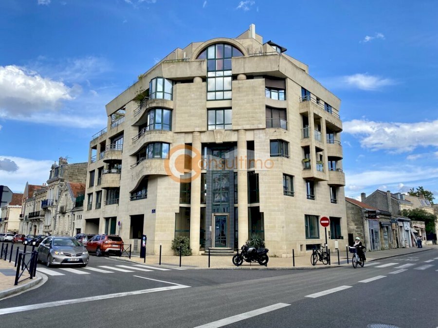Bureau à acheter 69 m² - Bordeaux