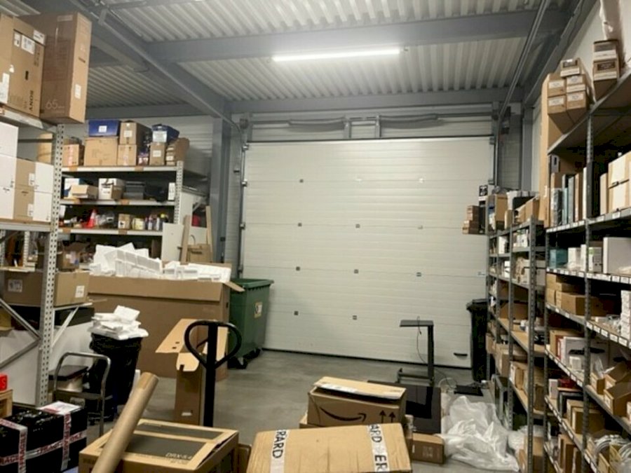 Local d'activité à louer 302 m² - Gradignan