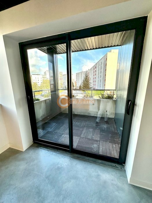 Bureau à louer 75 m² - Talence