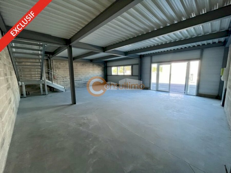 Bureau à louer 169 m² - Mios