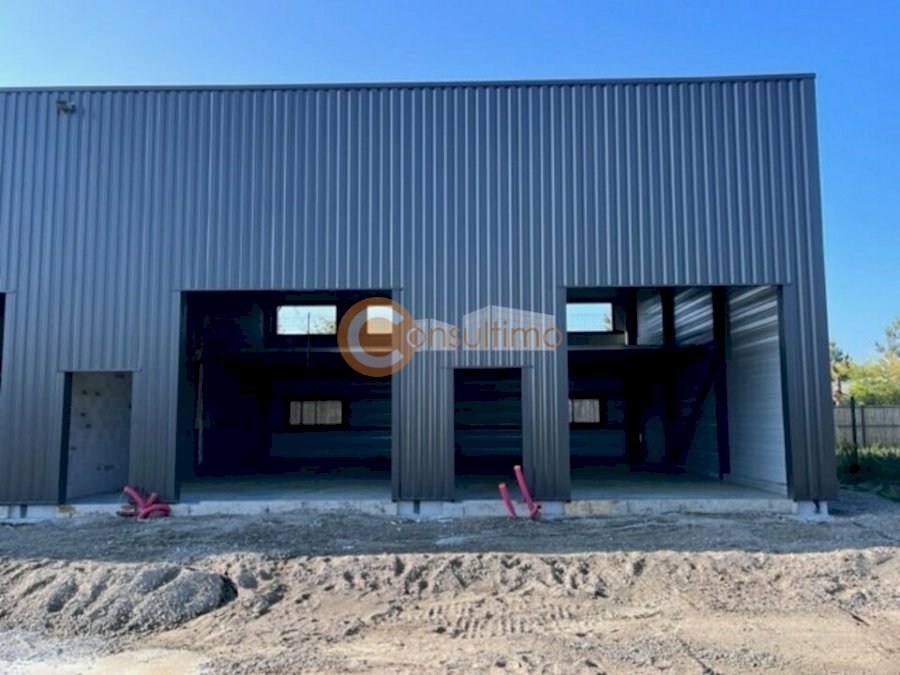 Local d'activité à louer 140 m² - Gujan-Mestras