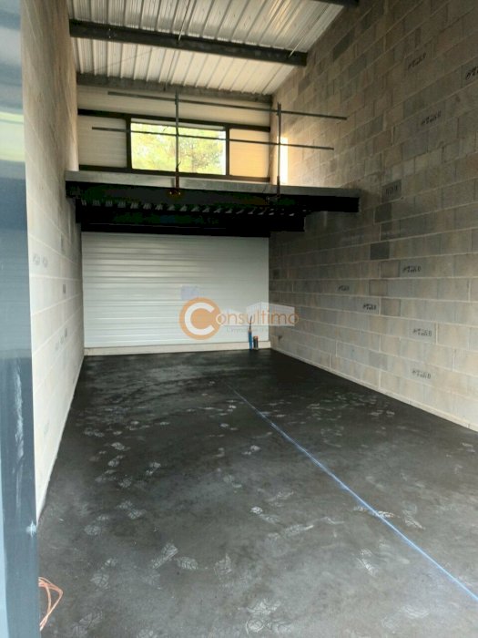 Local d'activité à louer 57 m² - Audenge