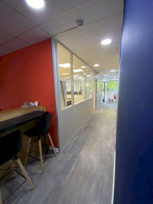 Bureau à louer 179 m² - Pessac