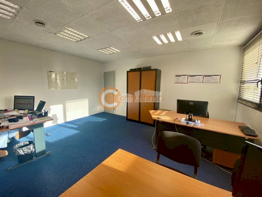 Bureau à louer 220 m² - Mérignac