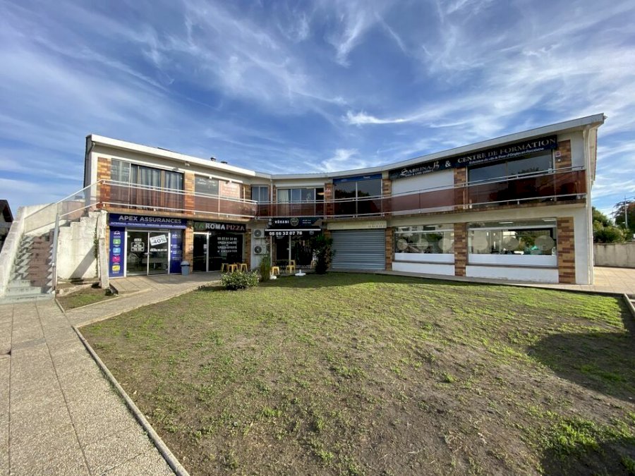 Bureau à acheter 80 m² - Cenon