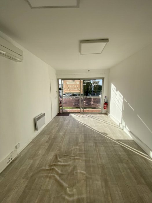 Bureau à acheter 80 m² - Cenon