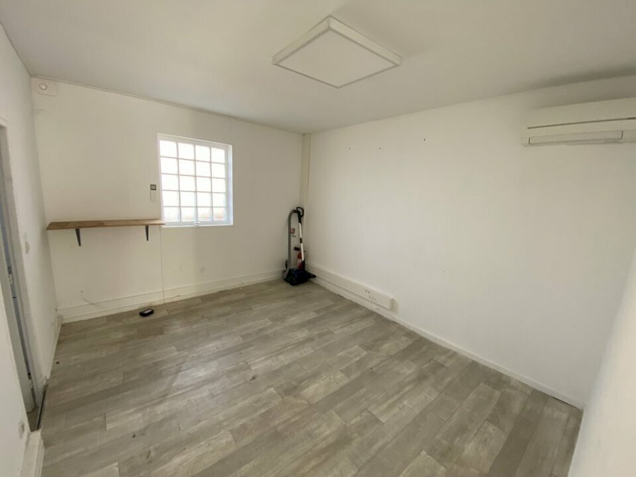 Bureau à acheter 80 m² - Cenon