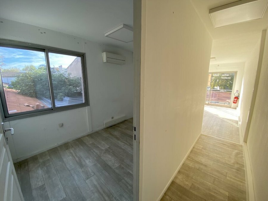 Bureau à acheter 80 m² - Cenon