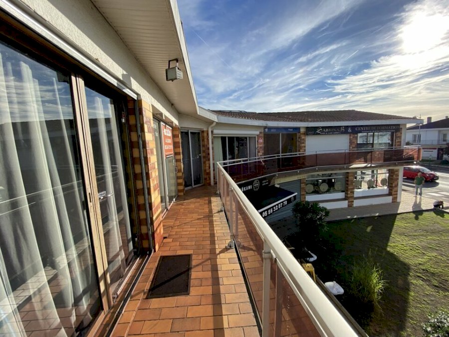 Bureau à acheter 80 m² - Cenon