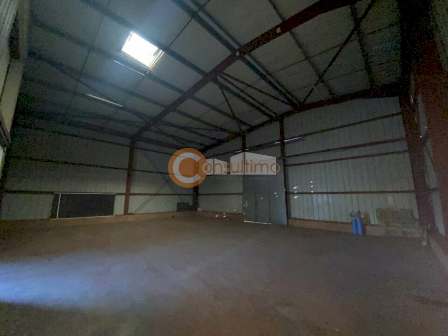 Local commercial à louer 991 m² - Libourne