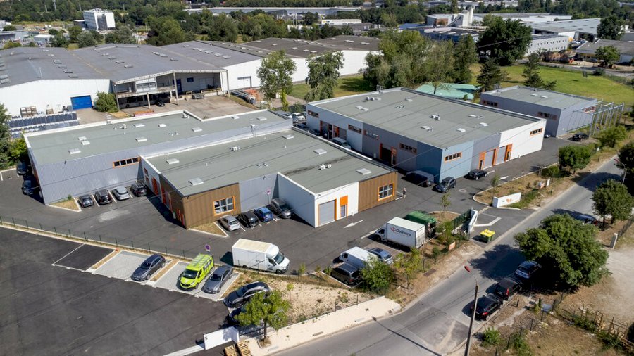 Local d'activité à acheter 258 m² - Carbon-Blanc