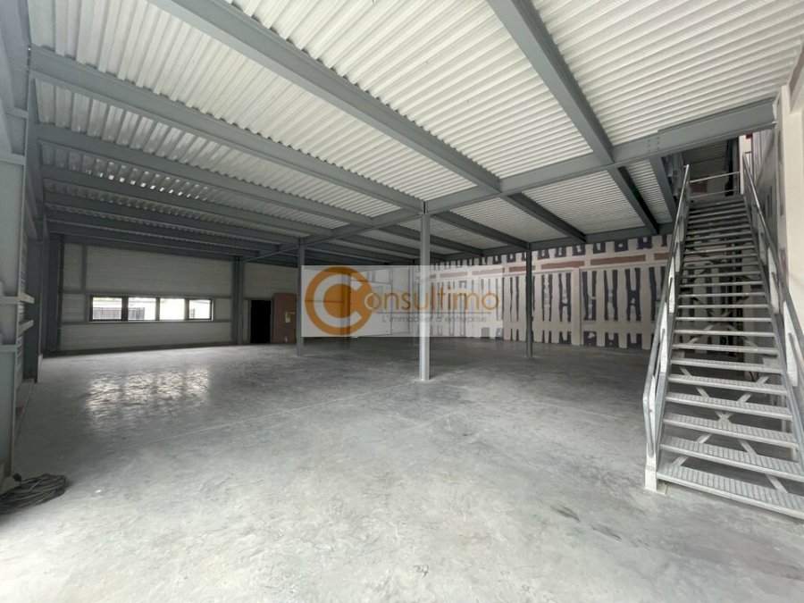 Local d'activité à acheter 521 m² - Sallebœuf