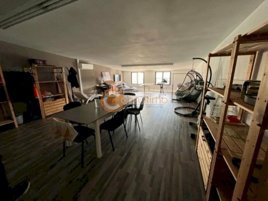 Local commercial à louer 240 m² - La Teste-de-Buch