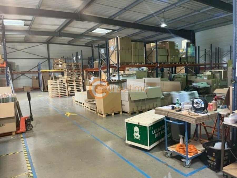 Entrepôt à louer 1700 m² - Eysines