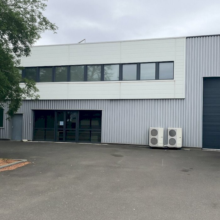Local d'activité à louer 1000 m² - Bordeaux