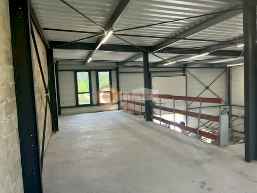 Local d'activité à louer 305 m² - Mérignac